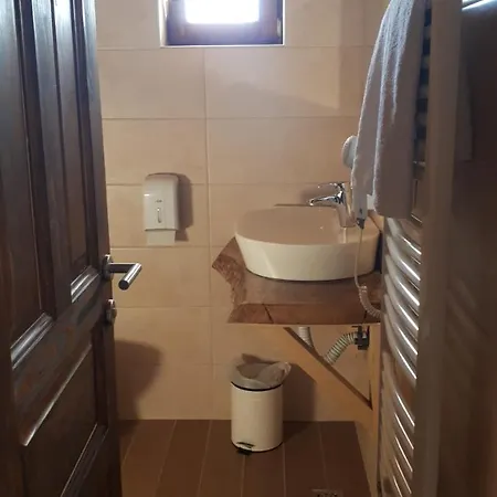 Bed & Breakfast Konoba Ognjiste Sokolac (East Sarajevo)