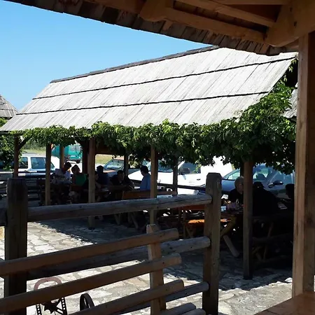 Konoba Ognjiste Panzió 3*