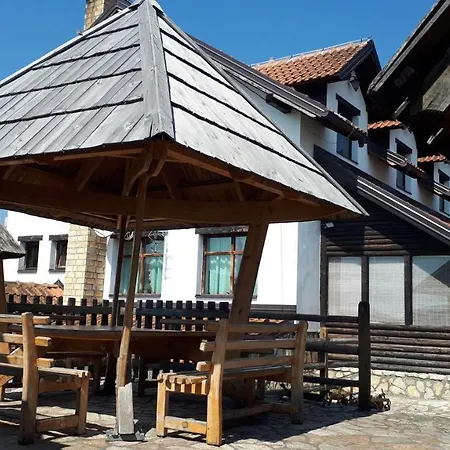 Bed & Breakfast Konoba Ognjiste