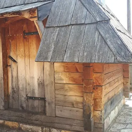 Konoba Ognjiste 3* Sokolac (East Sarajevo)