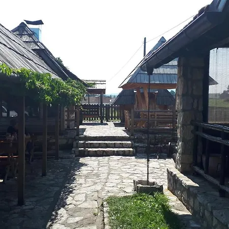 Konoba Ognjiste Sokolac